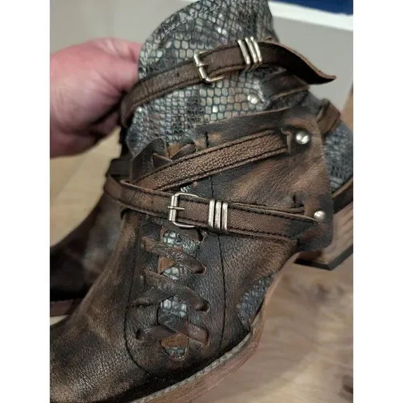 Freebird by Steven Belfast Booties Women's 9 Black Multi Blue Snake - Picture 12 of 12